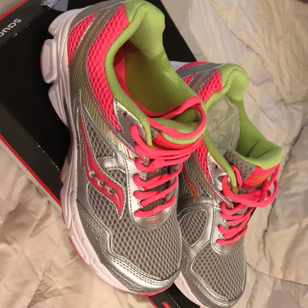Saucony girls shoes.  Brand NWT.